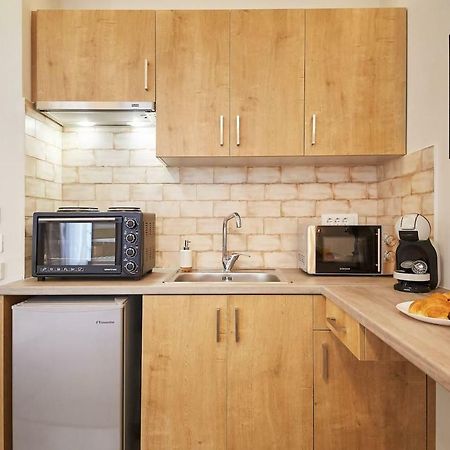 Stay In A Hip Decorated Studio Near Acropolis! เอเธนส์ ภายนอก รูปภาพ
