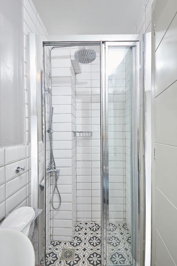 Stay In A Hip Decorated Studio Near Acropolis! เอเธนส์ ภายนอก รูปภาพ