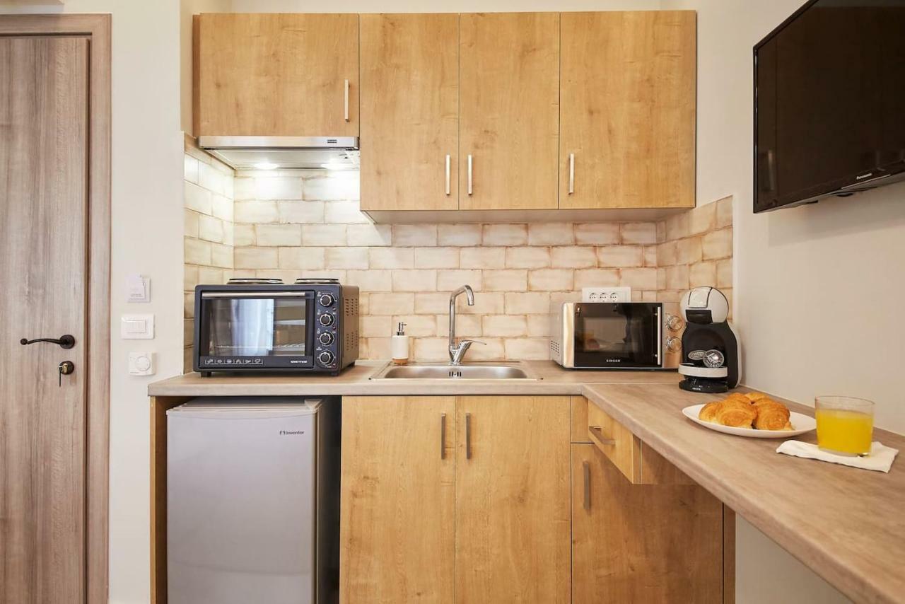 Stay In A Hip Decorated Studio Near Acropolis! เอเธนส์ ภายนอก รูปภาพ