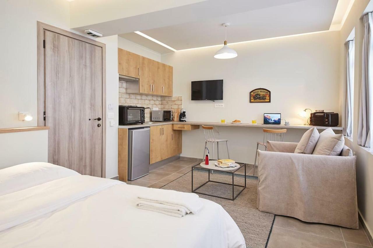 Stay In A Hip Decorated Studio Near Acropolis! เอเธนส์ ภายนอก รูปภาพ